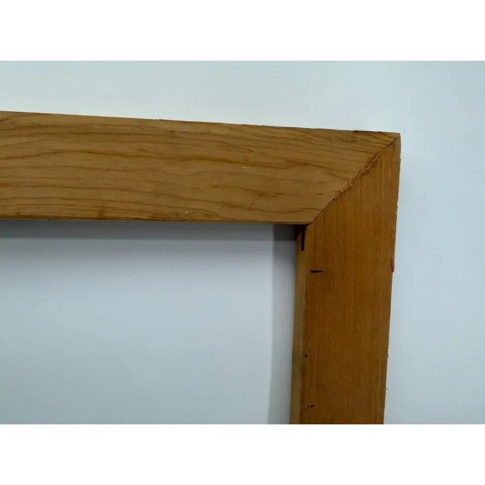 Unbranded empty wood